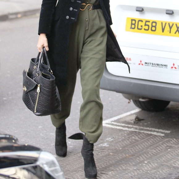 Meet your Posher, Jamie - Picture 4 of 5